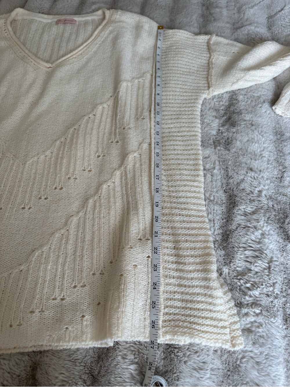 Cream V-Neck Knit Sweater - Unbranded View 6